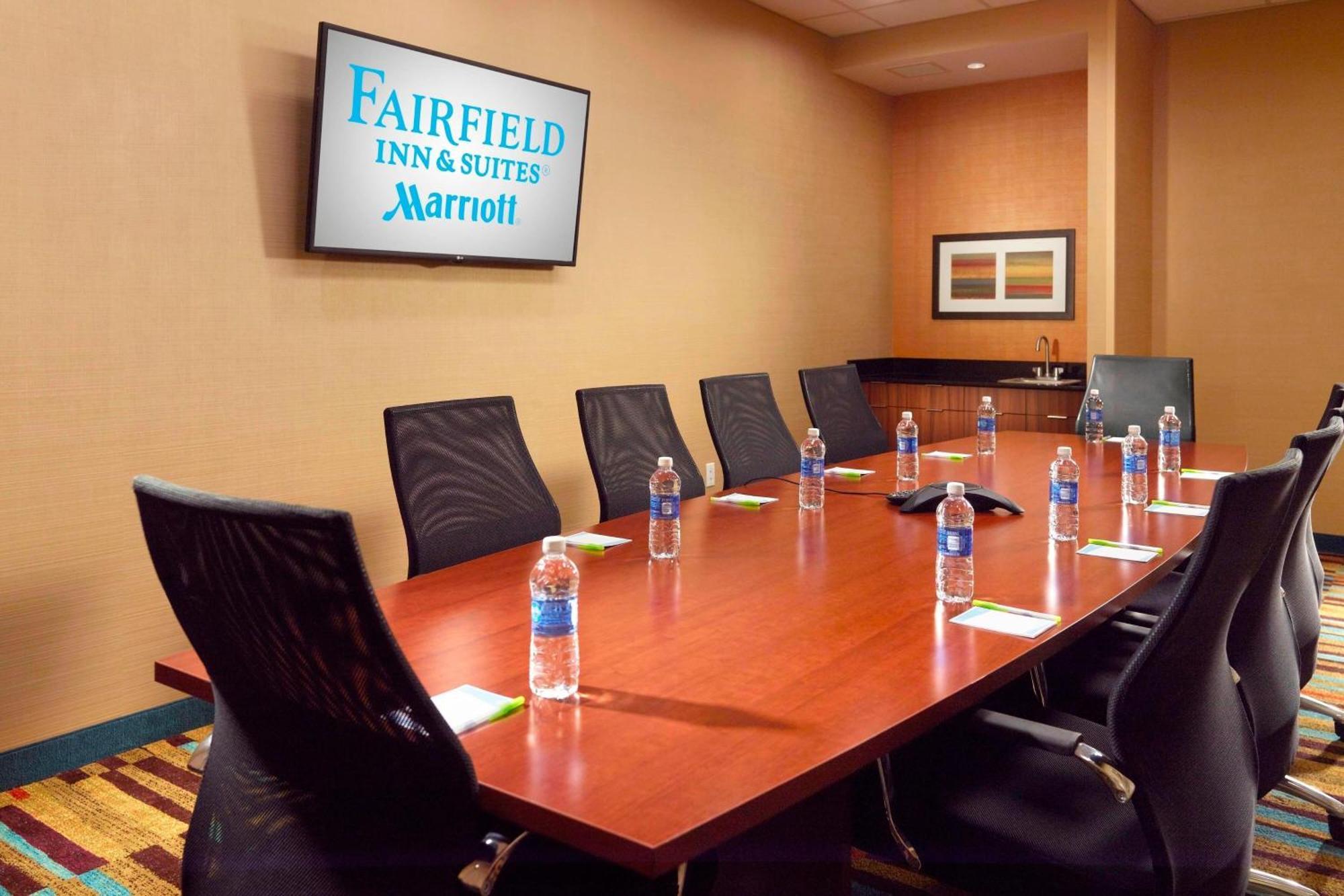 Fairfield Inn & Suites By Marriott Fayetteville North Exteriér fotografie