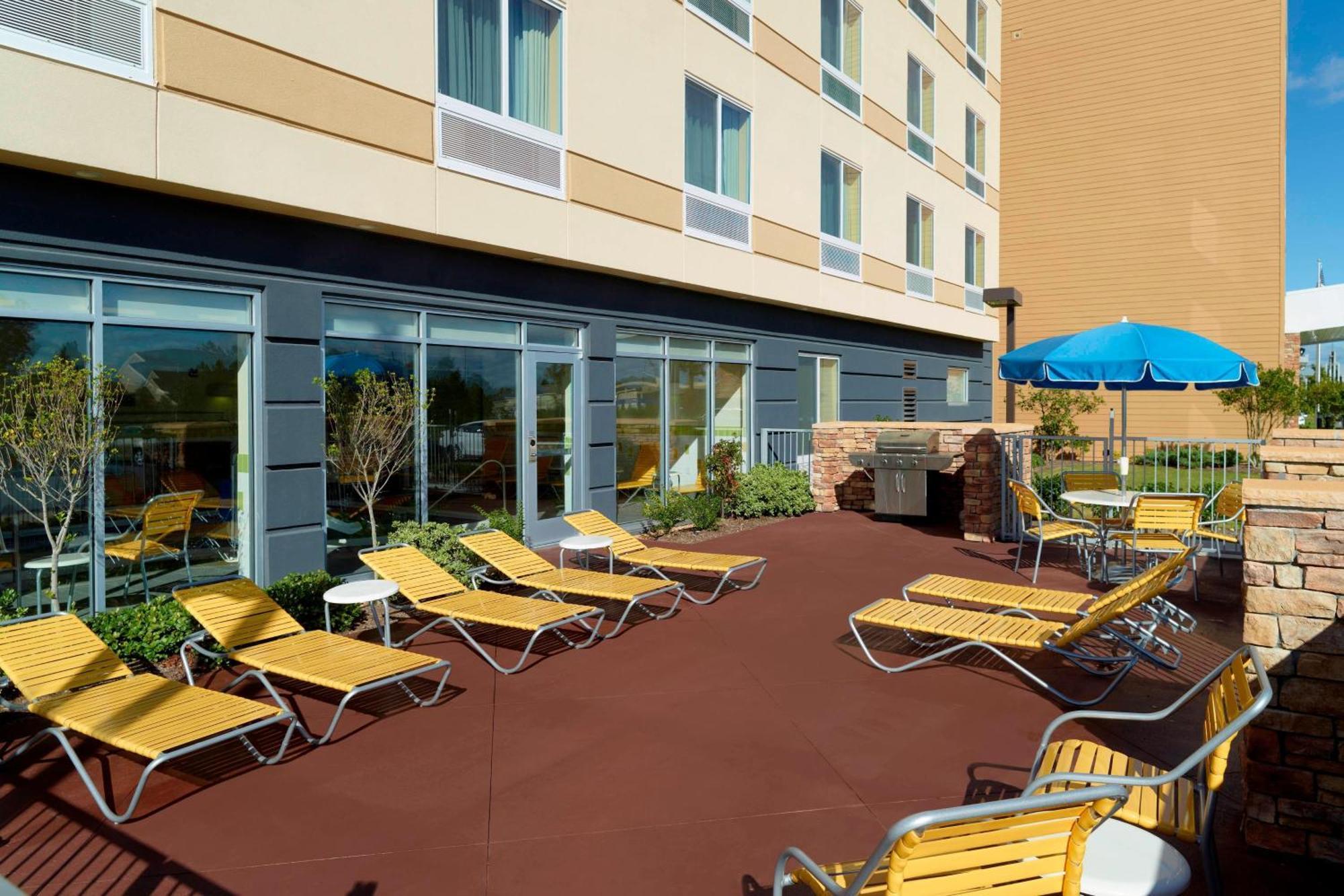 Fairfield Inn & Suites By Marriott Fayetteville North Exteriér fotografie