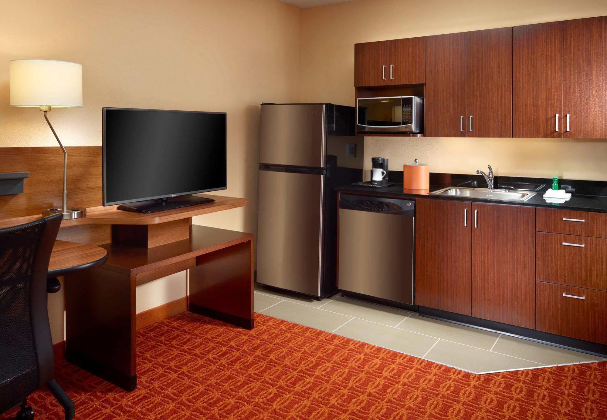 Fairfield Inn & Suites By Marriott Fayetteville North Exteriér fotografie